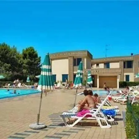 Apartment In Mit Gemeinsamem Pool
